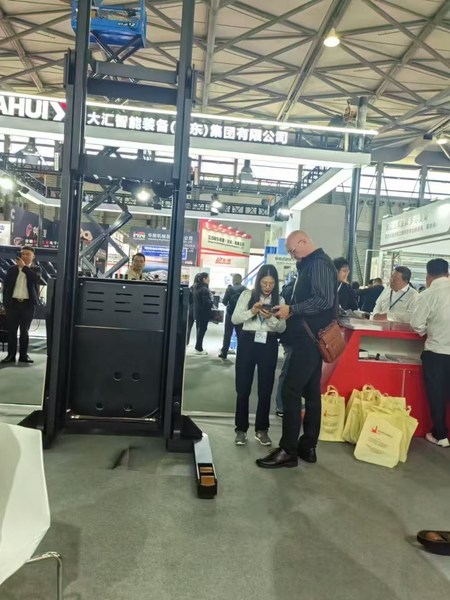 ANHUI YOUNGLIFT INTELLIGENT  EQUIPMENT CO.,LTD. производственная линия завода