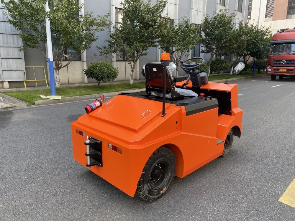 2 Ton Electric Tow Truck Baggage Tractor Portable Omron Inductive Microswitch