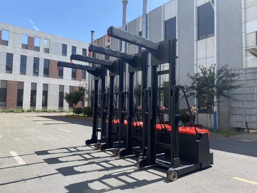 Non-Standard Counterbalance Reach Truck  Boom Type Rated Load 1000 KG
