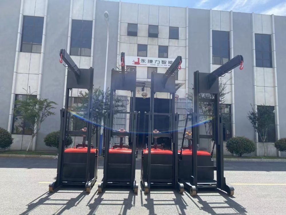 Non-Standard Counterbalance Reach Truck  Boom Type Rated Load 1000 KG