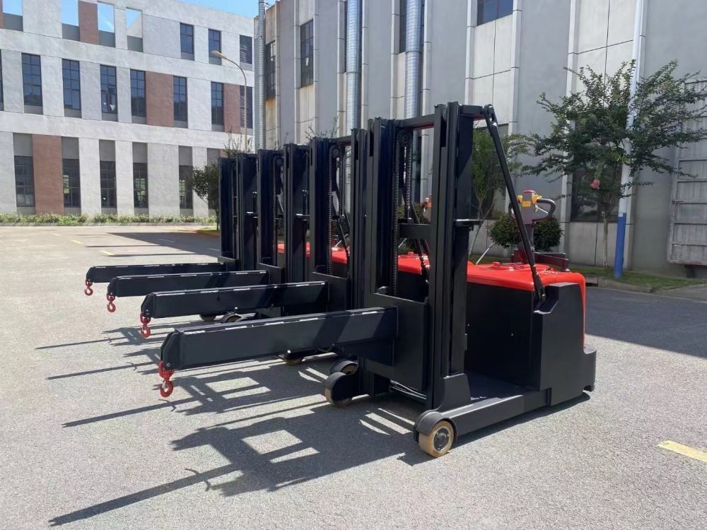 1.5 Ton Electric Pallet Forklift Two Section Gantry Single Stage Lifting Arm