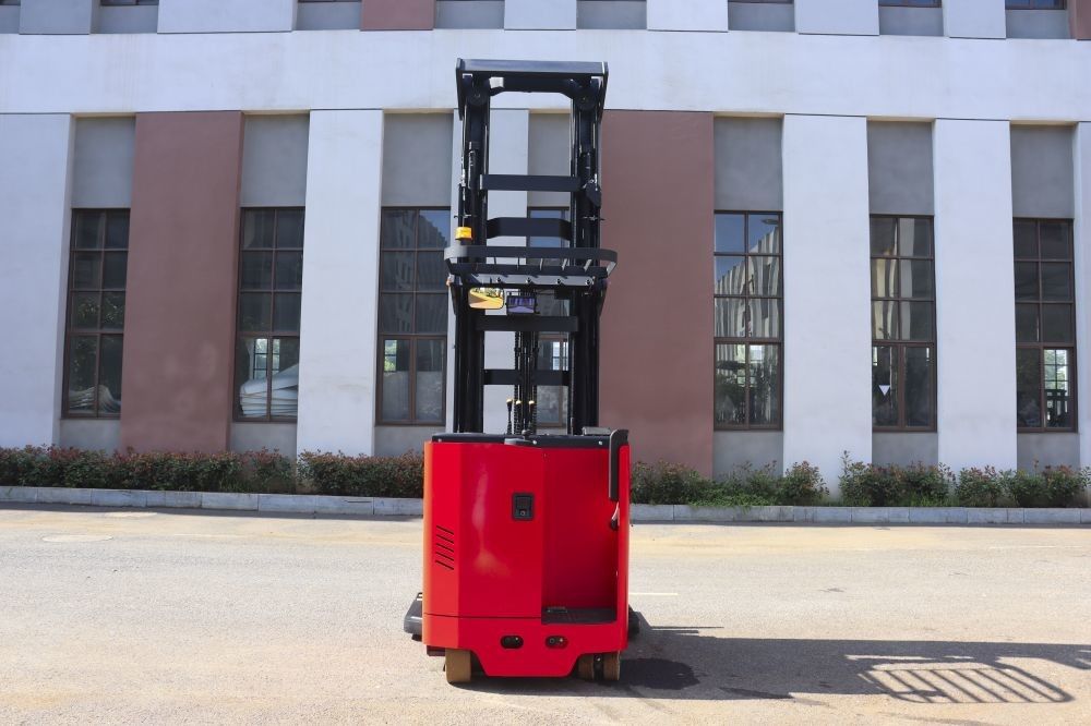 1500 Kg Electric Pallet Truck 2500mm Lifting Height Electromagnetic Braking