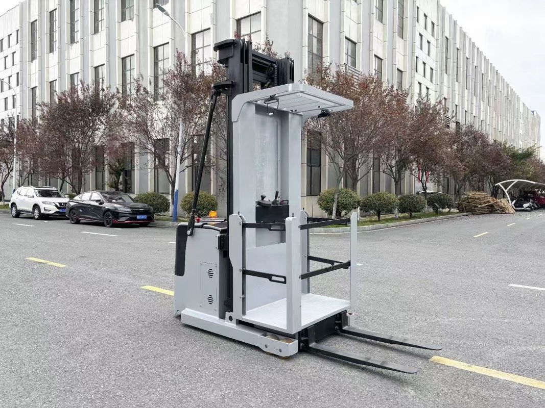 920 mm Fork Length Electric Order Picking Vehicle with 24V420AH Battery Capacity