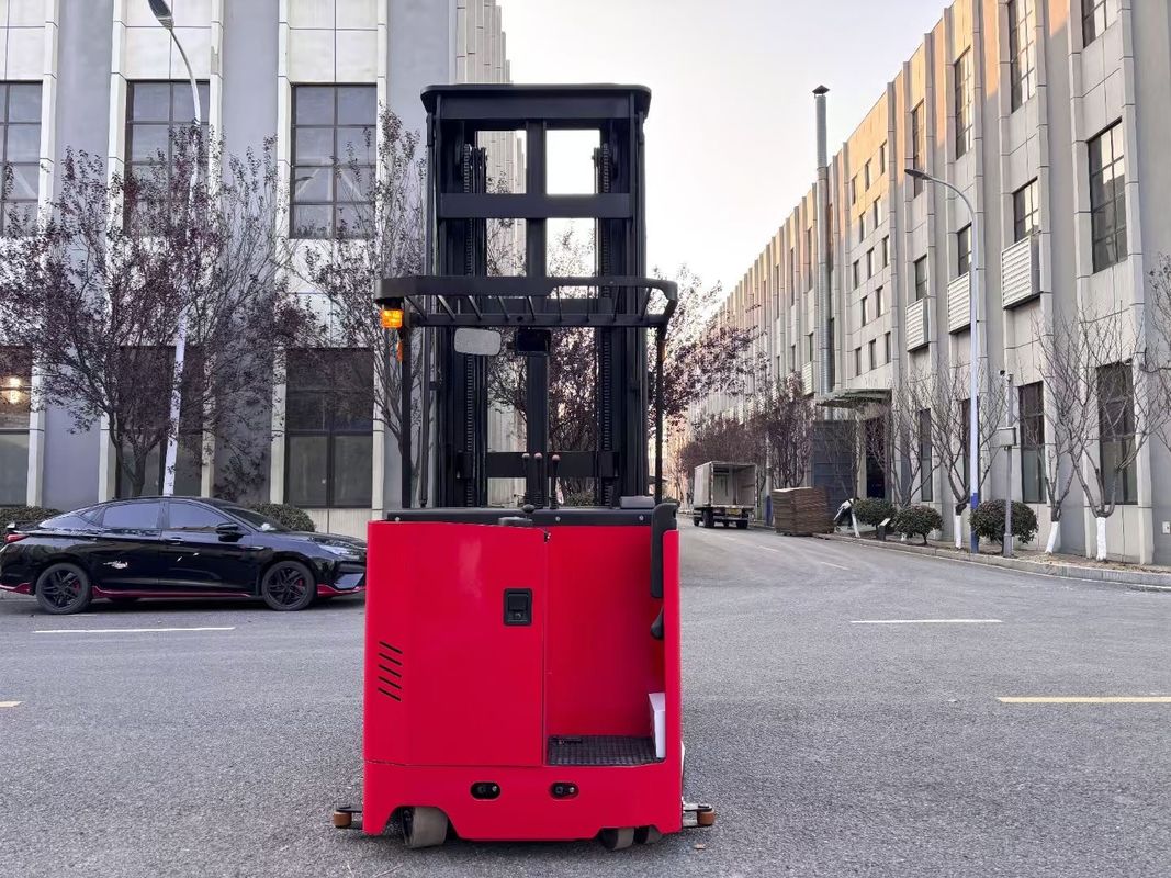 Space-saving Three-way Electric Pallet Stacker  Capacity 1500 KG Lifting Height  7000 MM