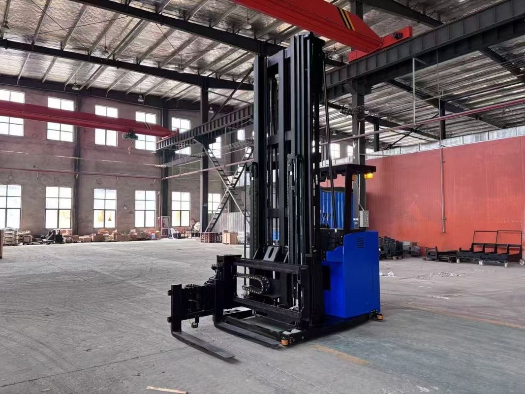 Lithium /Lead-acid Battery Three Way Direction Forklift Stacker Capacity1500 Kg  Lifting Height 8000 Meters